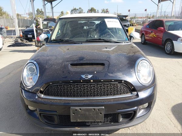 2012 MINI COOPER S