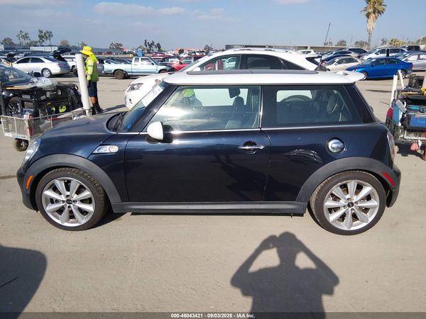 2012 MINI COOPER S