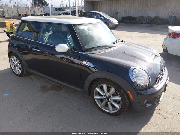 2012 MINI COOPER S