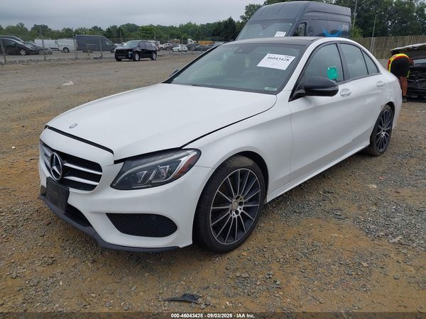 2016 MERCEDES-BENZ C 300 — I2