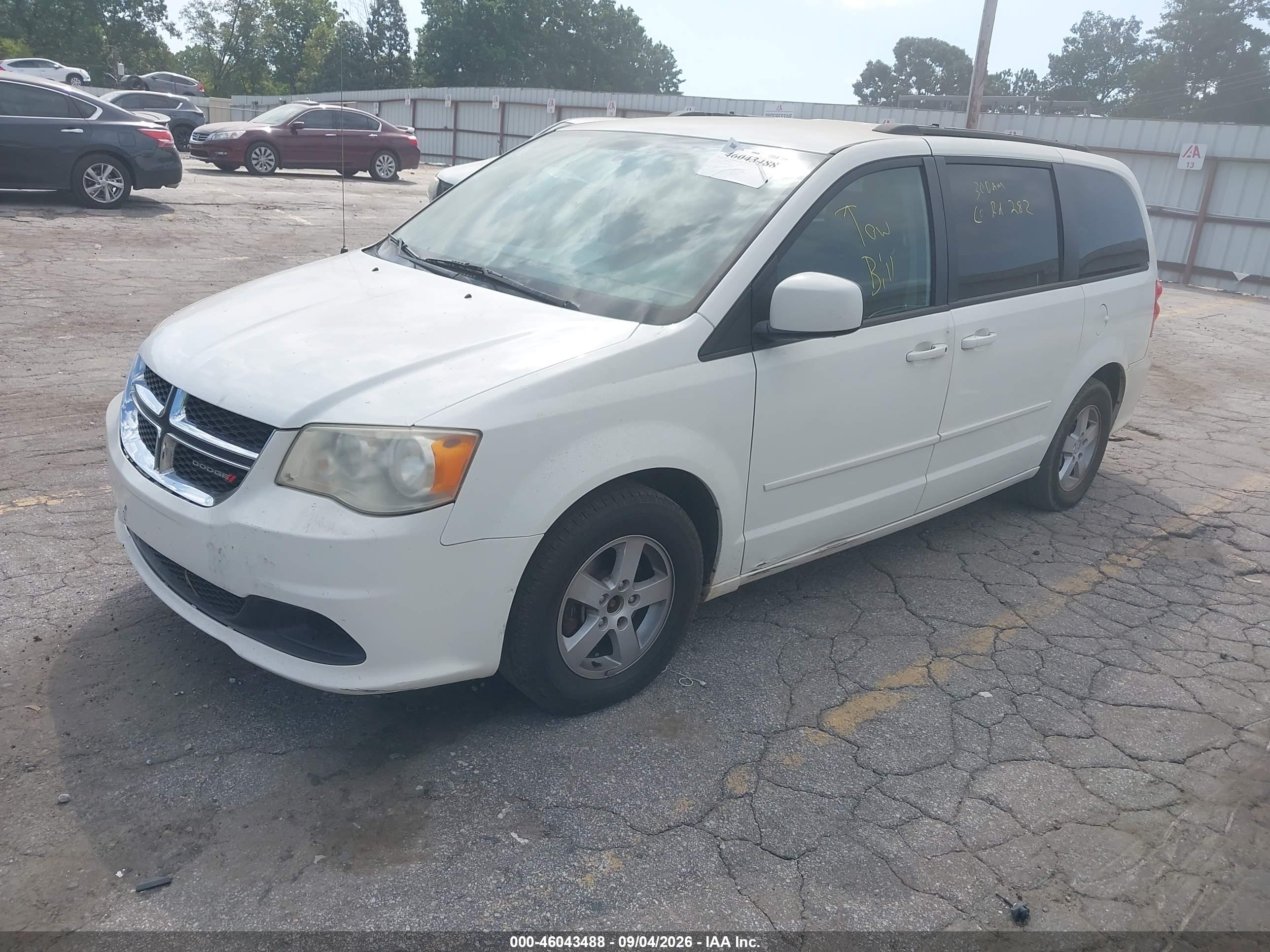 2012 DODGE GRAND CARAVAN SXT — I2