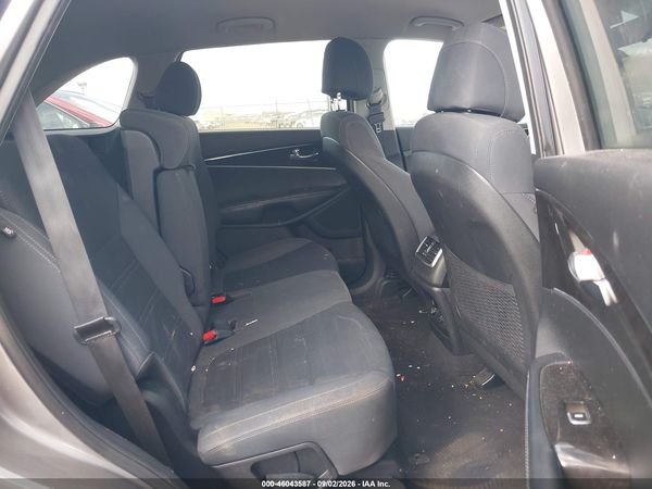 2017 KIA SORENTO 2.4L LX