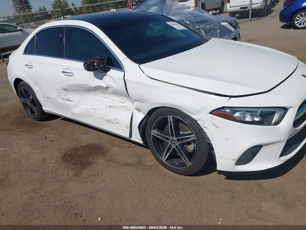 2022 MERCEDES-BENZ A 220 A220 — I6