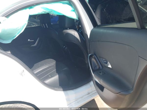 2022 MERCEDES-BENZ A 220 A220 — I8