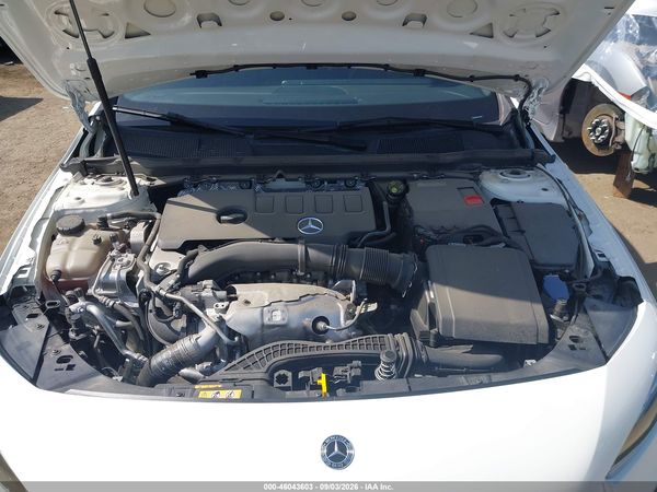 2022 MERCEDES-BENZ A 220 A220 — I10