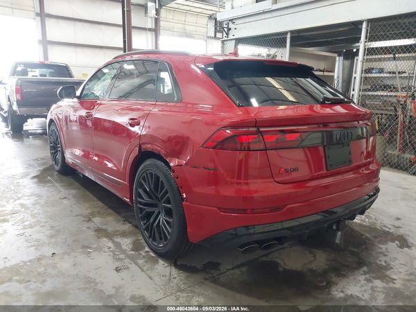 2026 AUDI SQ8 — I3