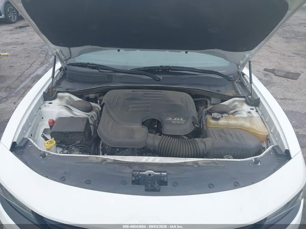 2019 DODGE CHARGER SXT RWD — I10