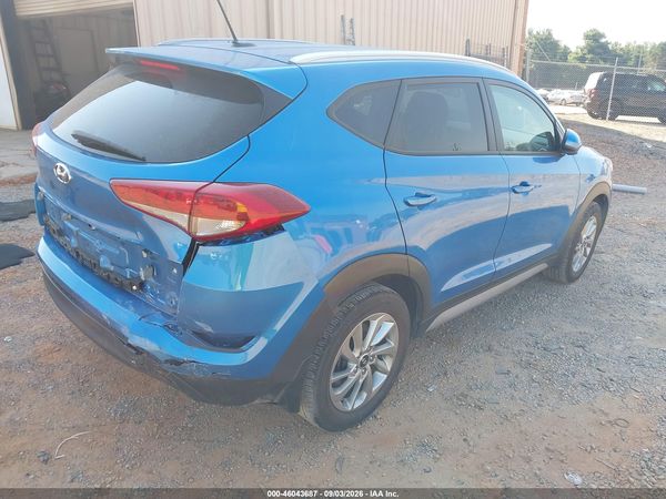 2017 HYUNDAI TUCSON SE — I4