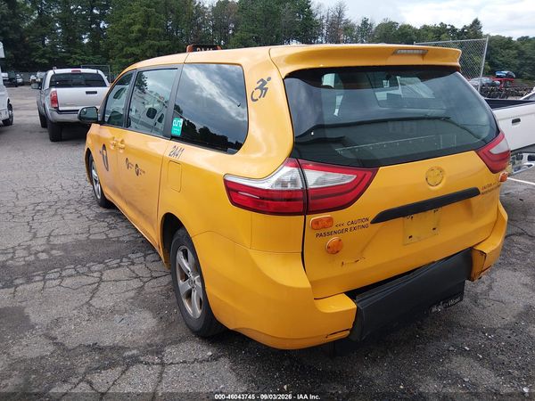 2016 TOYOTA SIENNA L 7 PASSENGER