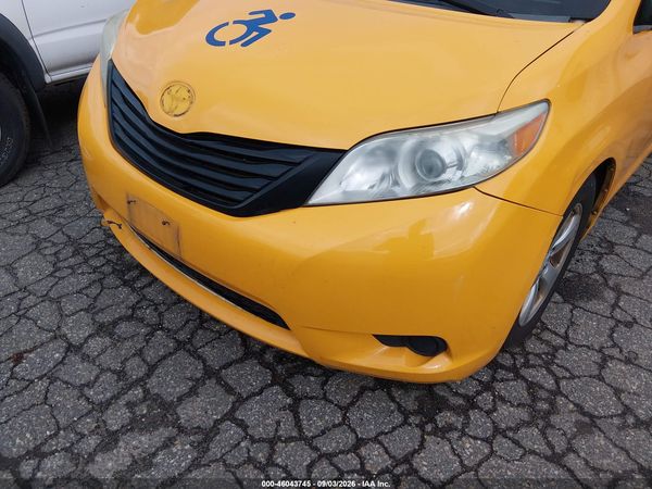 2016 TOYOTA SIENNA L 7 PASSENGER