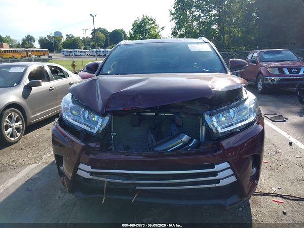2019 TOYOTA HIGHLANDER XLE