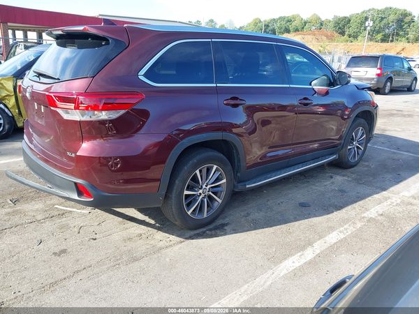 2019 TOYOTA HIGHLANDER XLE
