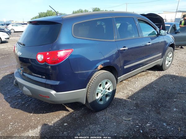 2012 CHEVROLET TRAVERSE LS — I4