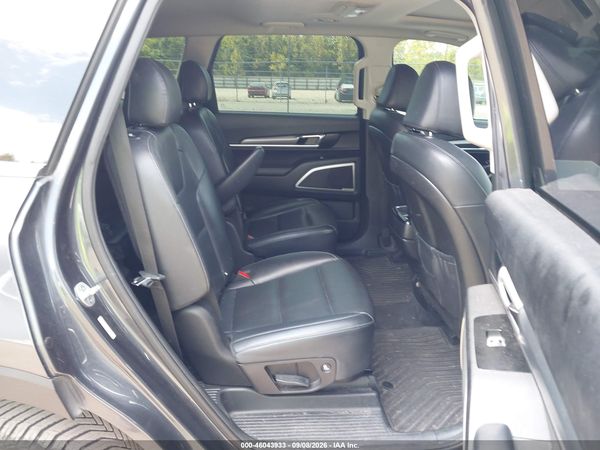 2020 KIA TELLURIDE S — I8