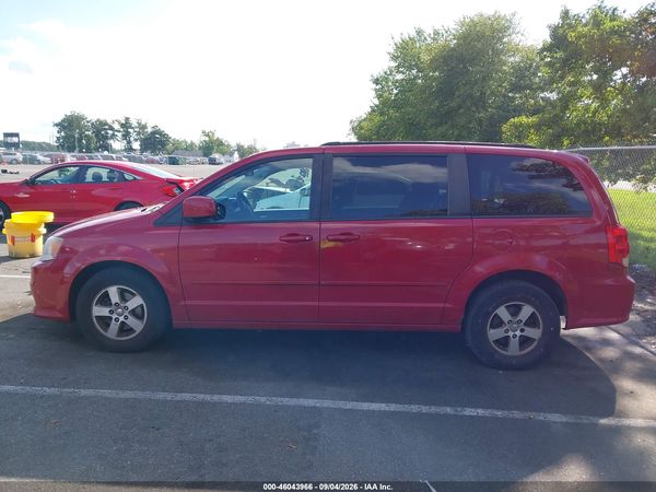 2012 DODGE GRAND CARAVAN SXT — I117