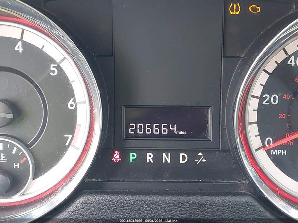 2012 DODGE GRAND CARAVAN SXT — I118