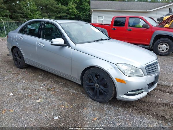2012 MERCEDES-BENZ C 300 LUXURY 4MATIC — I1