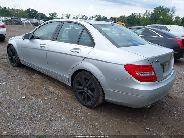 2012 MERCEDES-BENZ C 300 LUXURY 4MATIC — I3