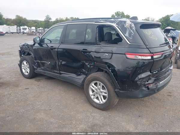 2025 JEEP GRAND CHEROKEE LAREDO 4X4 — I3