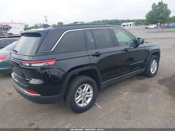 2025 JEEP GRAND CHEROKEE LAREDO 4X4 — I4