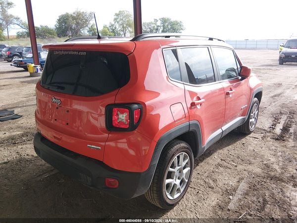 2021 JEEP RENEGADE LATITUDE 4X4 — I4