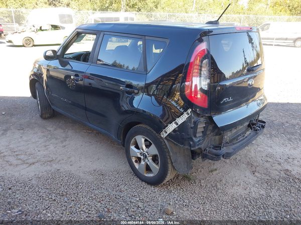 2017 KIA SOUL Base — I3