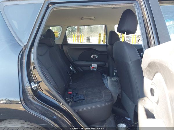 2017 KIA SOUL Base — I8