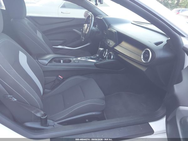 2016 CHEVROLET CAMARO 1LT — I5
