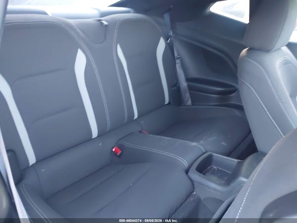 2016 CHEVROLET CAMARO 1LT — I8