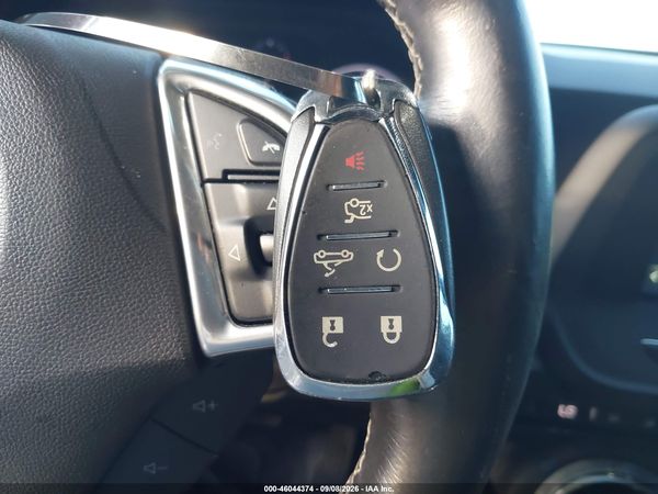 2016 CHEVROLET CAMARO 1LT — I11