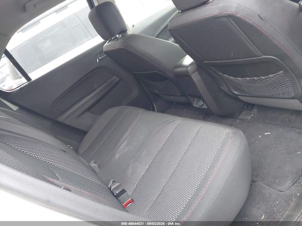 2016 CHEVROLET EQUINOX LT — I8