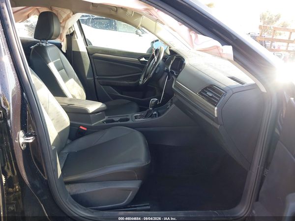 2019 VOLKSWAGEN JETTA 1.4T SEL — I5