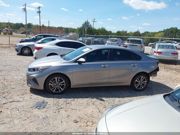 2023 KIA FORTE LXS — I117