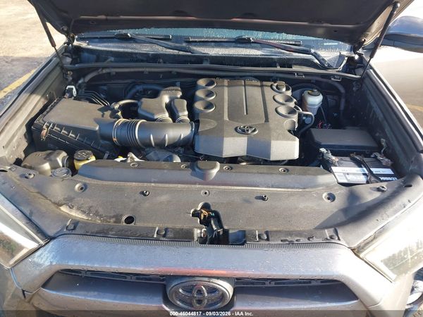 2016 TOYOTA 4RUNNER SR5
