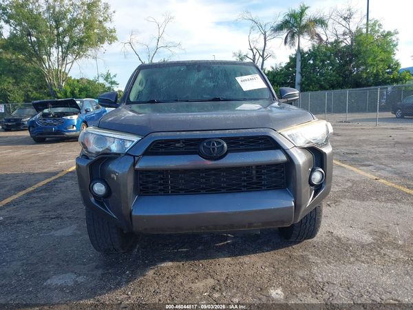 2016 TOYOTA 4RUNNER SR5