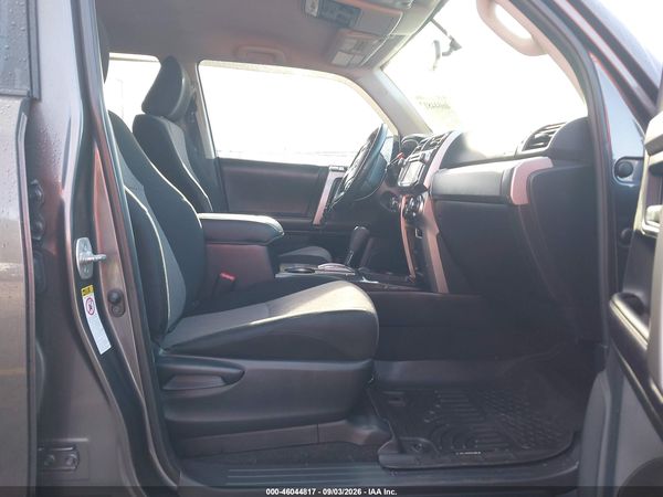 2016 TOYOTA 4RUNNER SR5