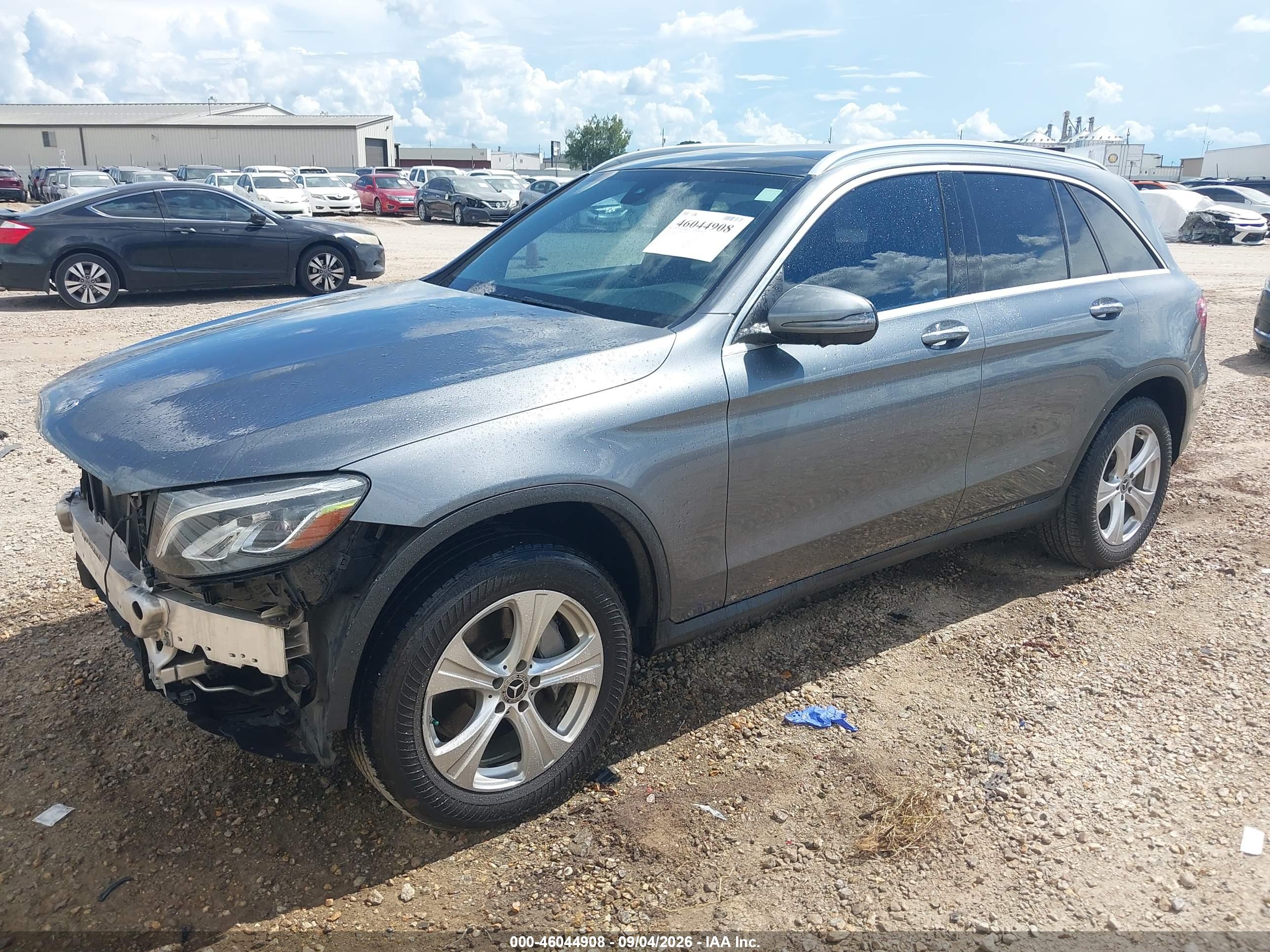 2018 MERCEDES-BENZ GLC 300 GLC300 — I2