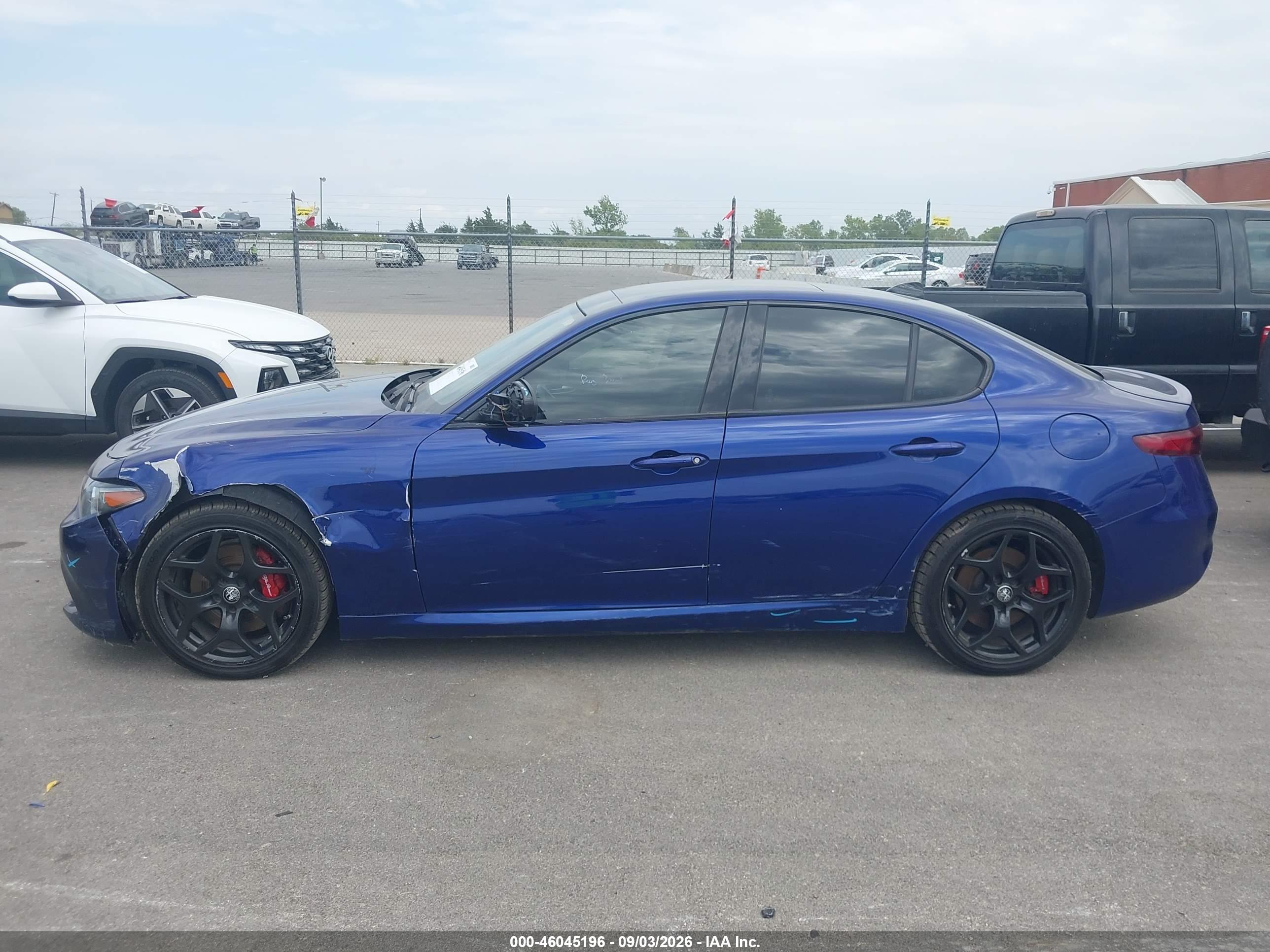 2022 ALFA ROMEO GIULIA TI RWD