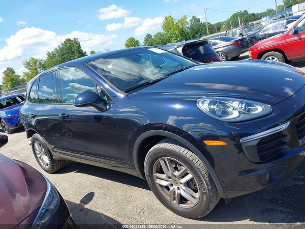2016 PORSCHE CAYENNE