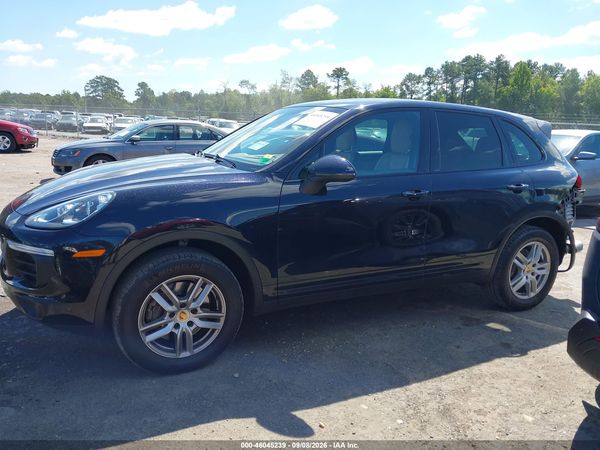2016 PORSCHE CAYENNE