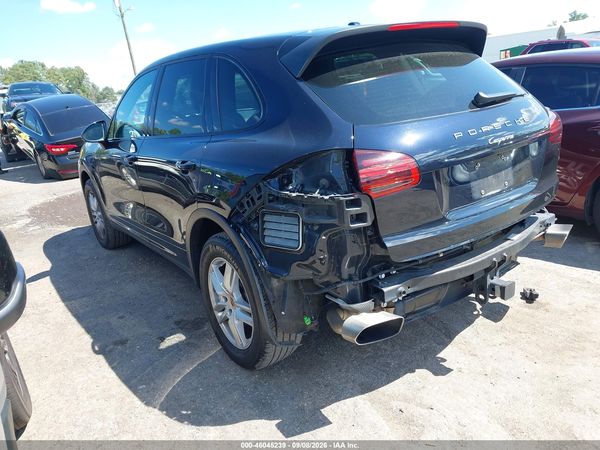 2016 PORSCHE CAYENNE