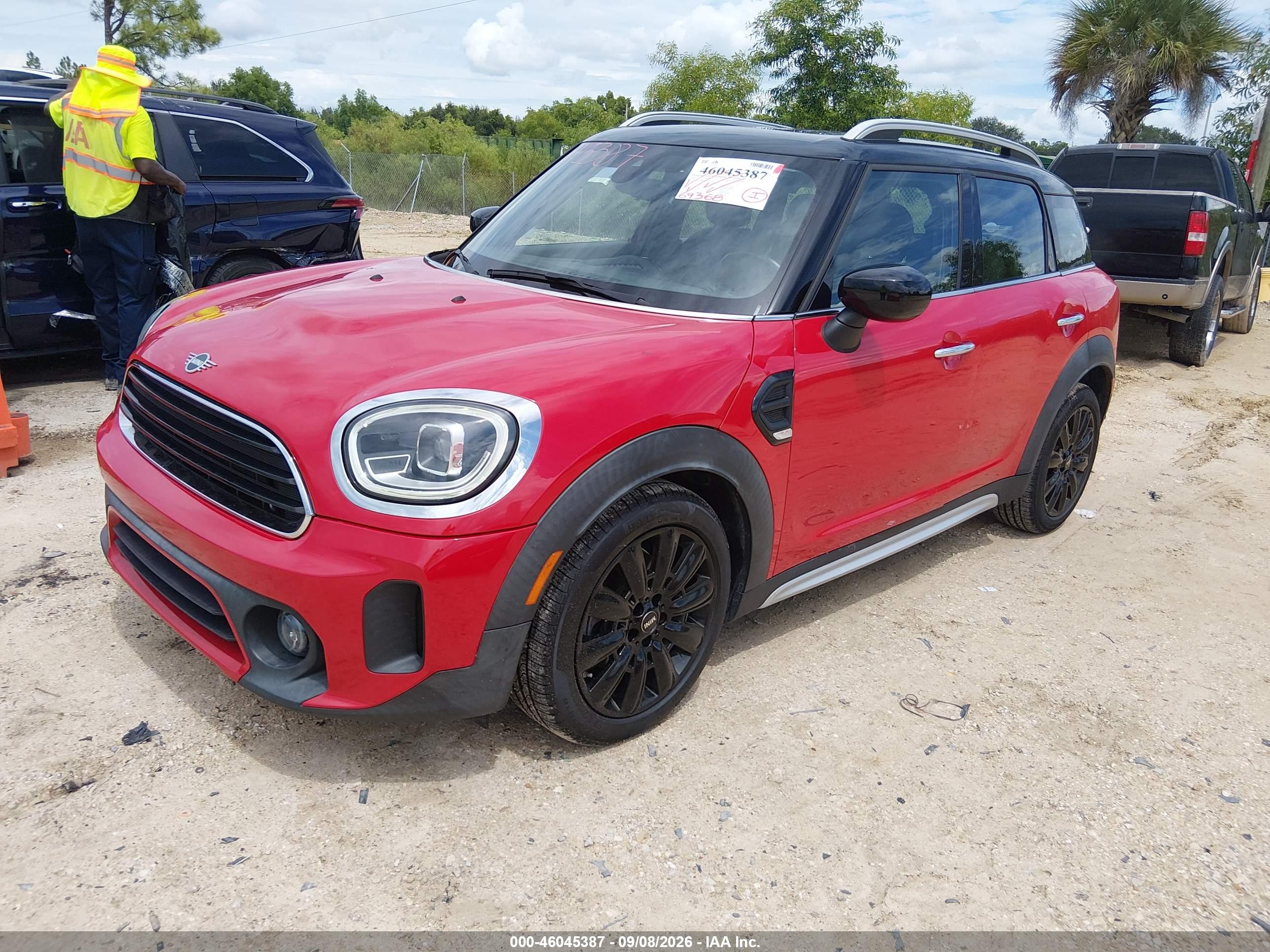 2021 MINI COUNTRYMAN OXFORD EDITION — I2