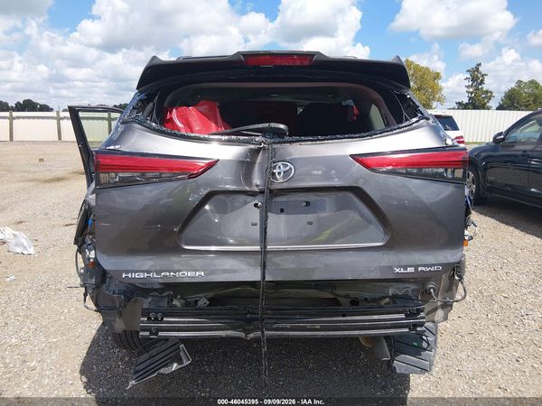 2021 TOYOTA HIGHLANDER XLE — I153