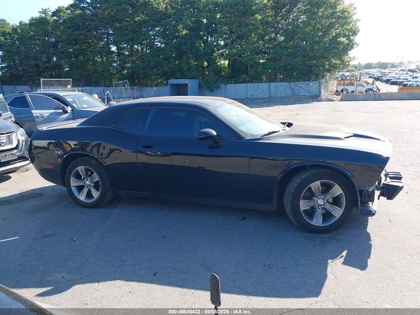 2019 DODGE CHALLENGER SXT