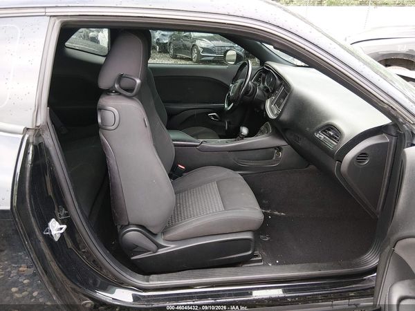 2019 DODGE CHALLENGER SXT