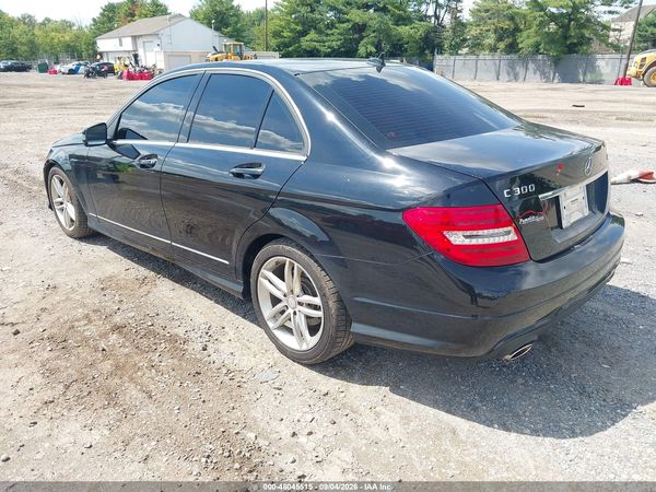 2012 MERCEDES-BENZ C 300 SPORT 4MATIC — I3