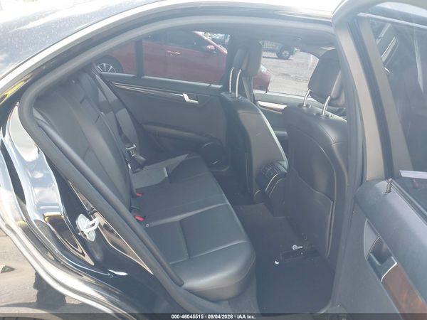 2012 MERCEDES-BENZ C 300 SPORT 4MATIC — I8