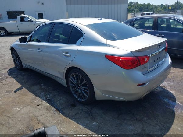 2016 INFINITI Q50 3.0T RED SPORT 400 — I3