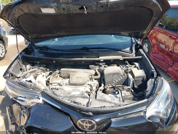2018 TOYOTA RAV4 LE — I10