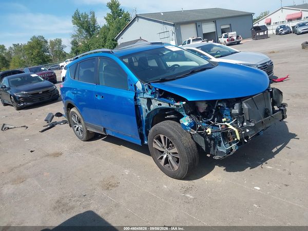 2018 TOYOTA RAV4 XLE — I1